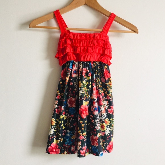 Adorable little girl dress - Picture 1 of 3